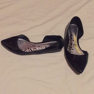 🚨LAST CHANCE🚨Pointed Toe Black Flats